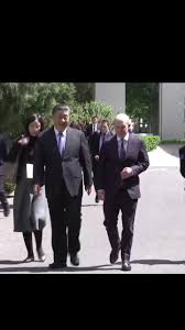 Chinese President Xi Jinping took a walk with #German Chancellor ...